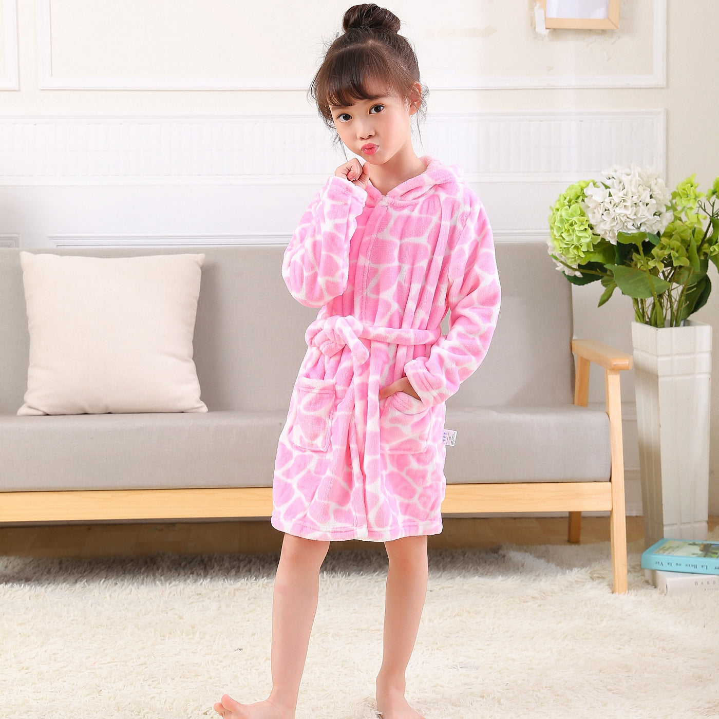 New Children's Clothing Home Clothes Male And Female Baby Bathrobe Cartoon Flannel Hooded Children's Nightgown eprolo
